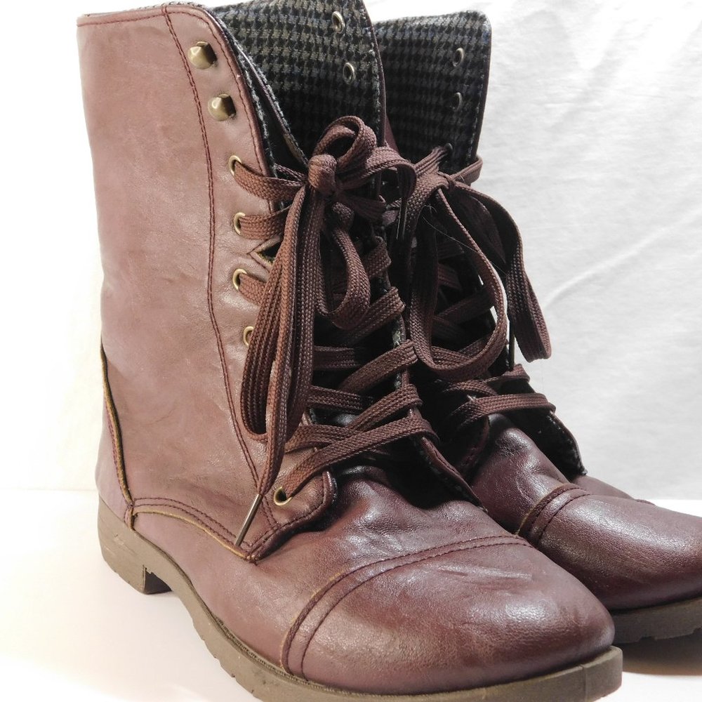 BLUE SUEDE SHOES Brand Women's Fashion Boots Lace Up Size 8